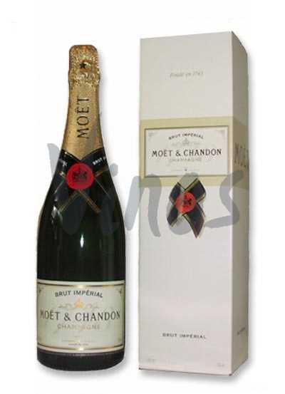  Moet&Chandon Brut Imperial -  .

            ,       Moet     ,    . 
             : ,   2      Moet&Chandon Brut Imperial.
